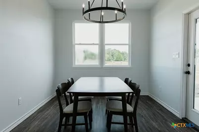 345 Honeycomb, Victoria, TX 77904 - Photo 11