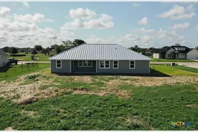 345 Honeycomb, Victoria, TX 77904 - Photo 33