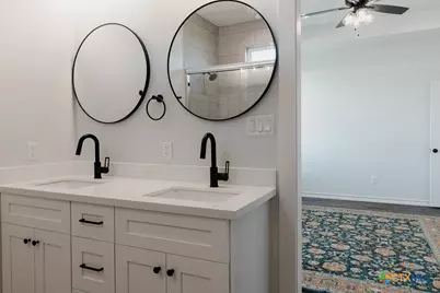 345 Honeycomb, Victoria, TX 77904 - Photo 19