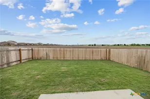231 Enforcer Loop, Jarrell, TX 76537 - Photo 39