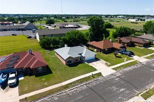 505 Lisa Ln, Killeen, TX 76543 - Photo 3