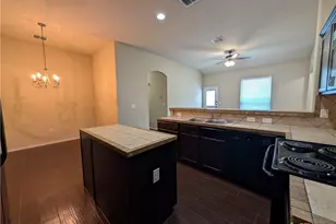 660 Creekside Cir, New Braunfels, TX 78130 - Photo 15
