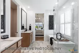 9112 Golden Lion Dr, Austin, TX 78744 - Photo 19
