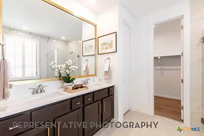 9116 Golden Lion Drive, Austin, TX 78744 - Photo 15