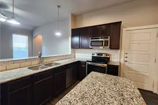 1143 Creekside Orchard, New Braunfels, TX 78130 - Photo 9