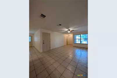 1134 Misty Acres Drive, New Braunfels, TX 78130 - Photo 7