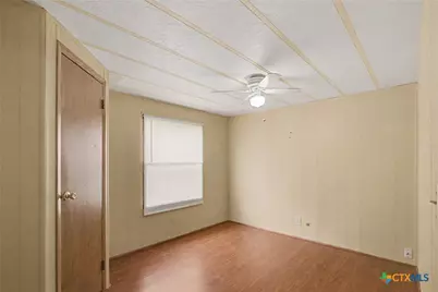 21 Berkshire Drive, Telferner, TX 77988 - Photo 19