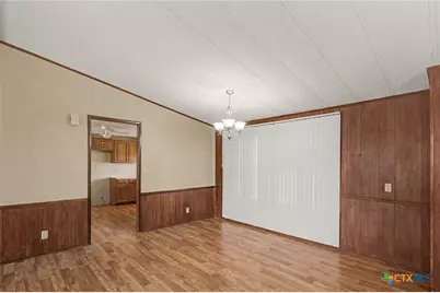 21 Berkshire Drive, Telferner, TX 77988 - Photo 7