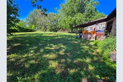 2909 Meadowlane Street, Victoria, TX 77901 - Photo 13