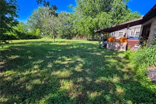 2909 Meadowlane St, Victoria, TX 77901 - Photo 13