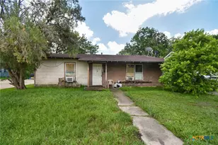 2909 Meadowlane St, Victoria, TX 77901 - Photo 1
