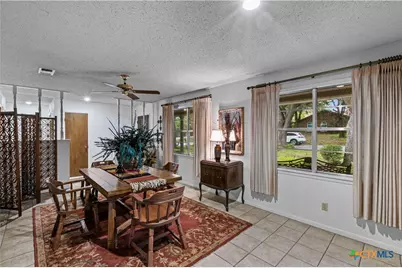 302 E Upshaw Avenue, Temple, TX 76501 - Photo 9