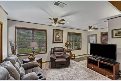 302 E Upshaw Avenue, Temple, TX 76501 - Photo 5