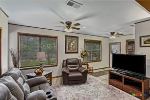 302 E Upshaw Ave, Temple, TX 76501 - Photo 7