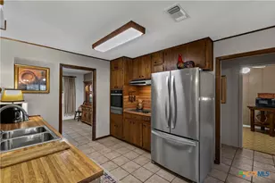302 E Upshaw Ave, Temple, TX 76501 - Photo 9