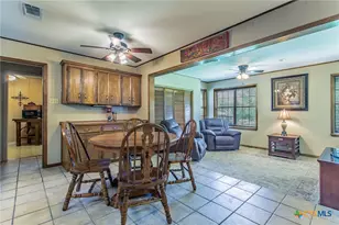 302 E Upshaw Ave, Temple, TX 76501 - Photo 9