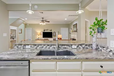 2212 Bluff Circle, Salado, TX 76571 - Photo 15