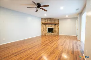 1207 Wales Dr, Killeen, TX 76549 - Photo 9