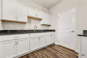 5601 Hamlet Dr, Belton, TX 76513 - Photo 33
