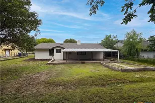 912 Hackberry St, Copperas Cove, TX 76522 - Photo 5