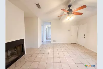 912 Hackberry Street, Copperas Cove, TX 76522 - Photo 7