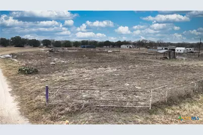 3921 Cr 334, Stockdale, TX 78160 - Photo 15