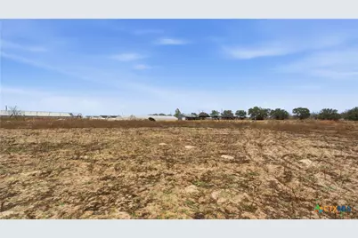 3921 Cr 334, Stockdale, TX 78160 - Photo 25