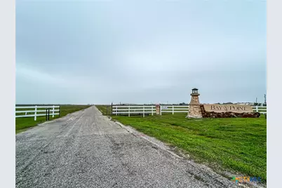 [Address not provided], Port Lavaca, TX 77979 - Photo 5