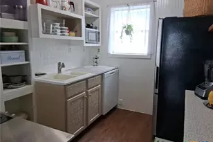 205 Polk St, Port O'Connor, TX 77982 - Photo 15