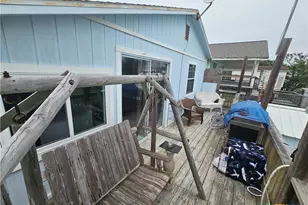 205 Polk St, Port O'Connor, TX 77982 - Photo 3