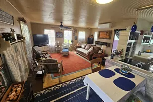 205 Polk St, Port O'Connor, TX 77982 - Photo 9