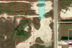 2 W Maple St, Port O'Connor, TX 77982 - Photo 1