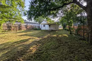 104 N Walnut St, Lampasas, TX 76550 - Photo 21