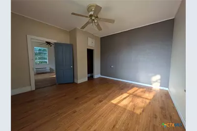 104 N Walnut Street, Lampasas, TX 76550 - Photo 7