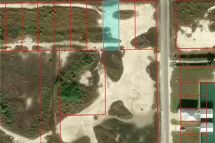 3 W Maple St, Port O'Connor, TX 77982 - Photo 1