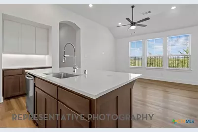 2525 High Ground, San Antonio, TX 78245 - Photo 5