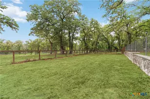 233 Twin Oaks Dr, La Vernia, TX 78121 - Photo 35