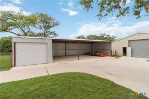 233 Twin Oaks Dr, La Vernia, TX 78121 - Photo 37