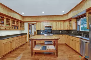 285 Rangeland Rd, Seguin, TX 78155 - Photo 21