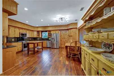 285 Rangeland Road, Seguin, TX 78155 - Photo 13