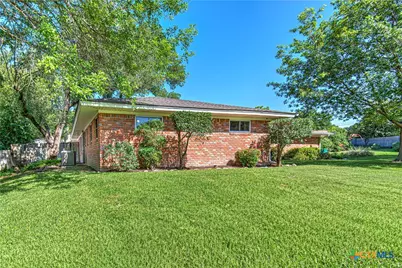 1810 N Beal Street, Belton, TX 76513 - Photo 31