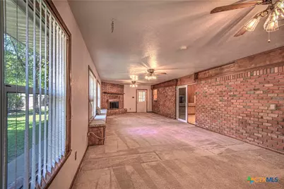 1810 N Beal Street, Belton, TX 76513 - Photo 15