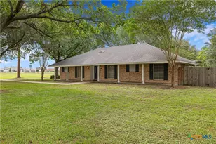602 Bingham Rd, Victoria, TX 77904 - Photo 3