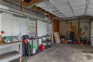 602 Bingham Rd, Victoria, TX 77904 - Photo 19
