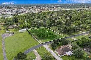 602 Bingham Rd, Victoria, TX 77904 - Photo 9