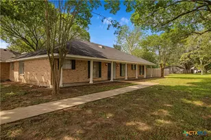 602 Bingham Rd, Victoria, TX 77904 - Photo 5
