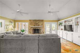 602 Bingham Rd, Victoria, TX 77904 - Photo 21