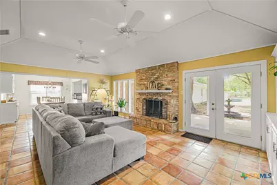 602 Bingham Road, Victoria, TX 77904 - Photo 23