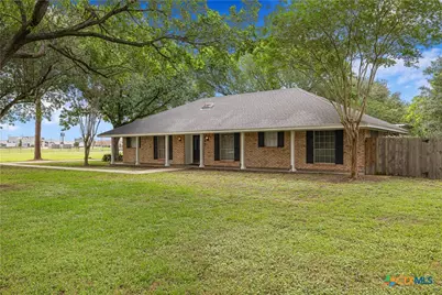602 Bingham Road, Victoria, TX 77904 - Photo 1
