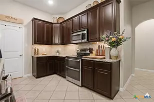 821 Wall St, New Braunfels, TX 78130 - Photo 13